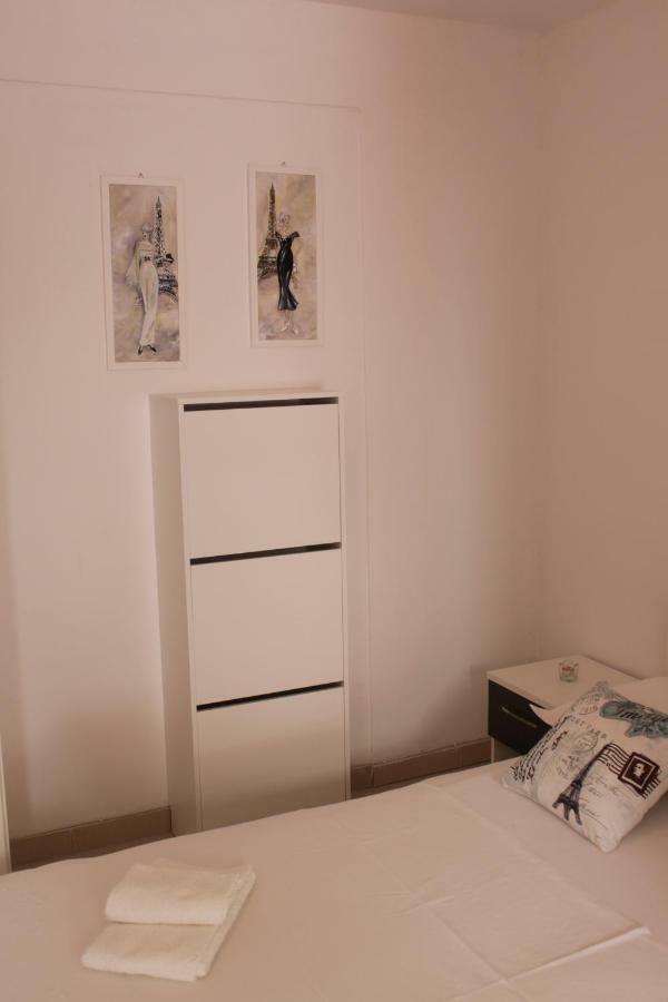Adria Apartments Stobreč Eksteriør billede